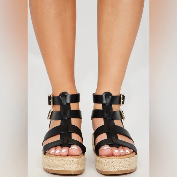 Makayla Gladiator Wedges - Black Size 6.5 - Picture 3 of 4